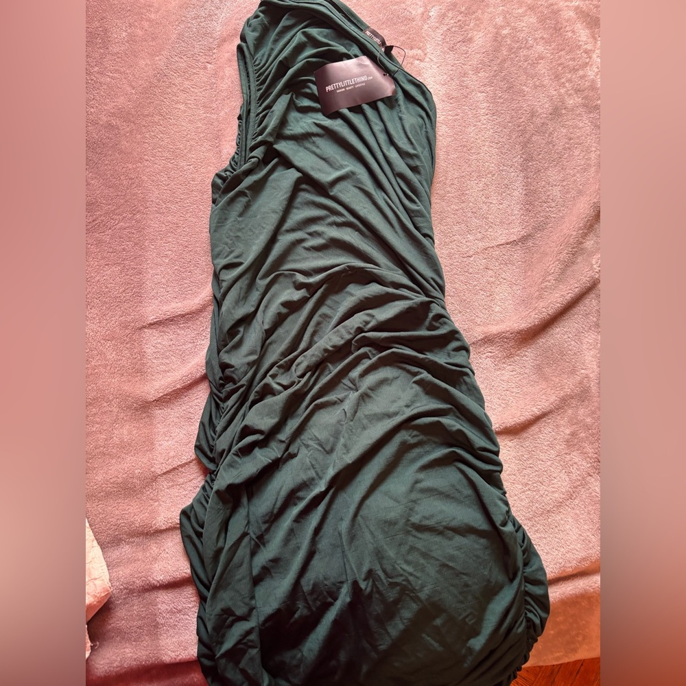 PrettyLittleThing Forest Green Dress